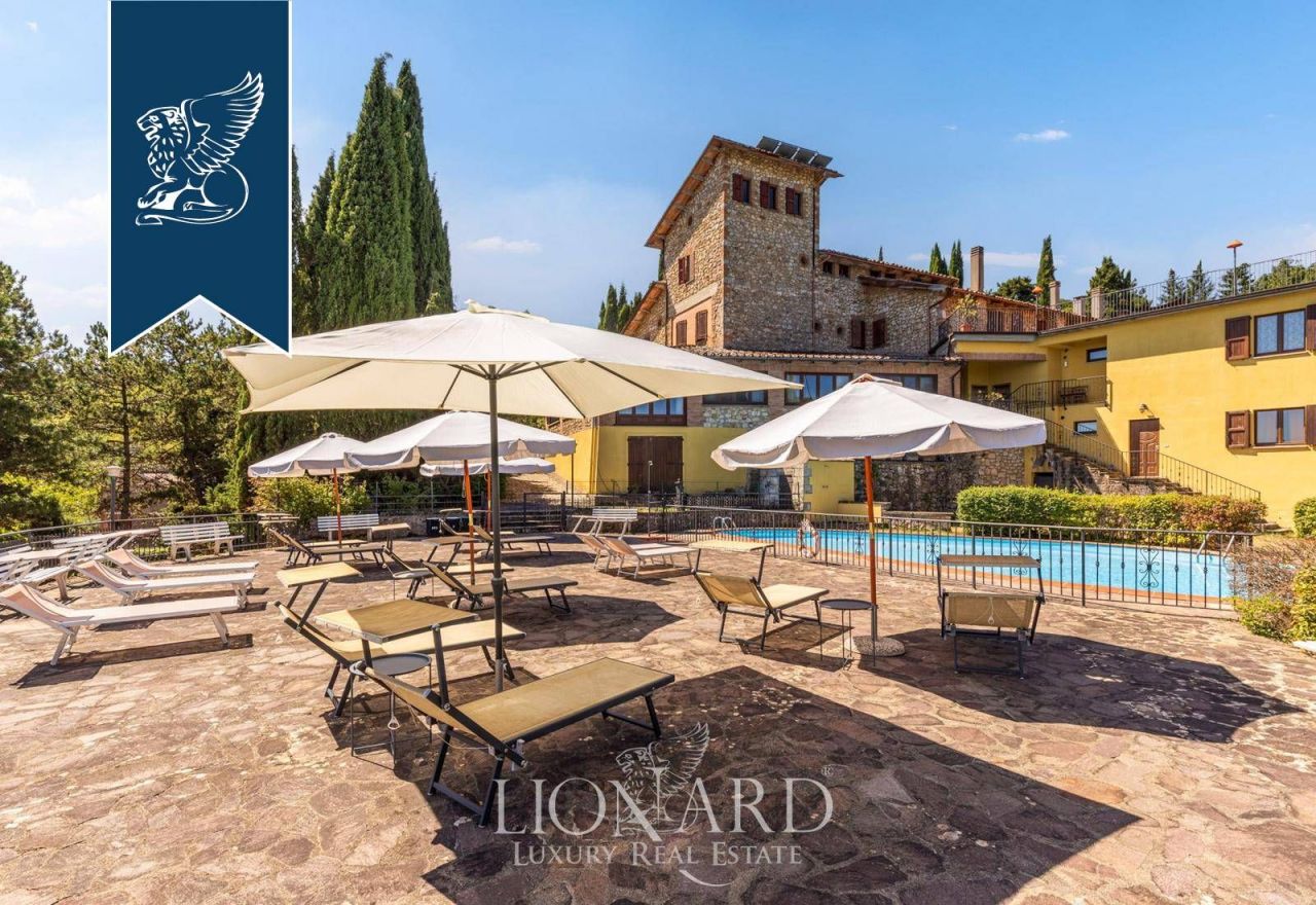 Farm in Sarteano, Italy, 1 540 m² - picture 10