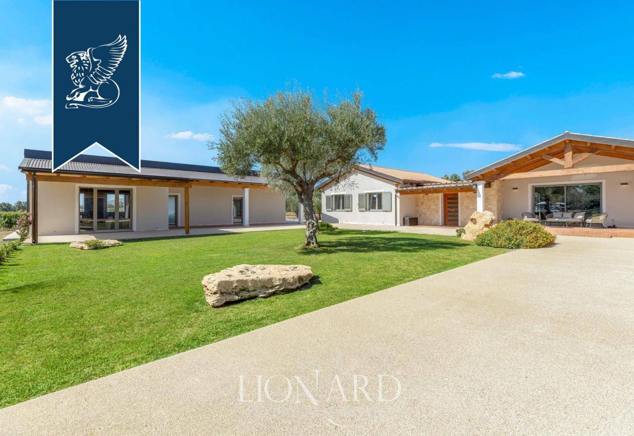 Villa ad Alghero, Italia, 900 m² - foto 11