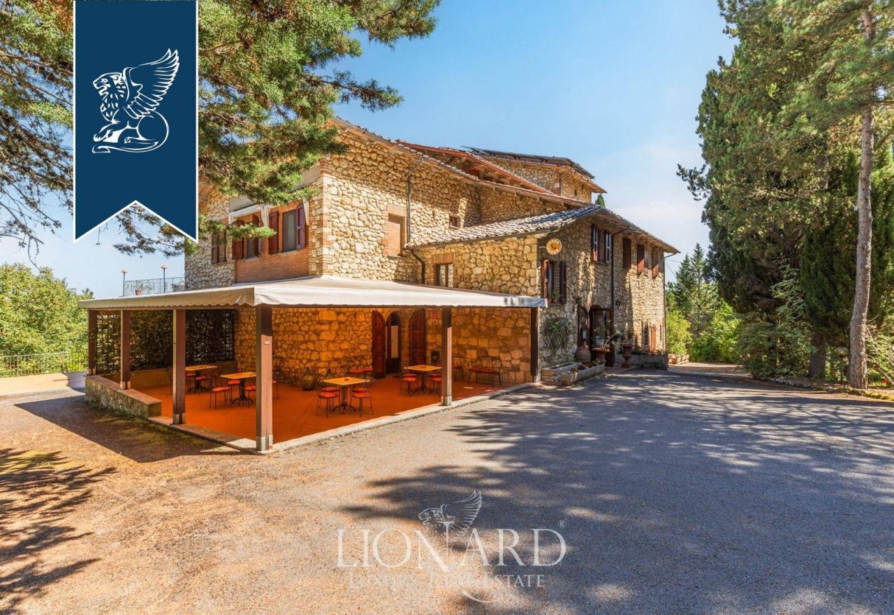 Farm in Sarteano, Italy, 1 540 m² - picture 12