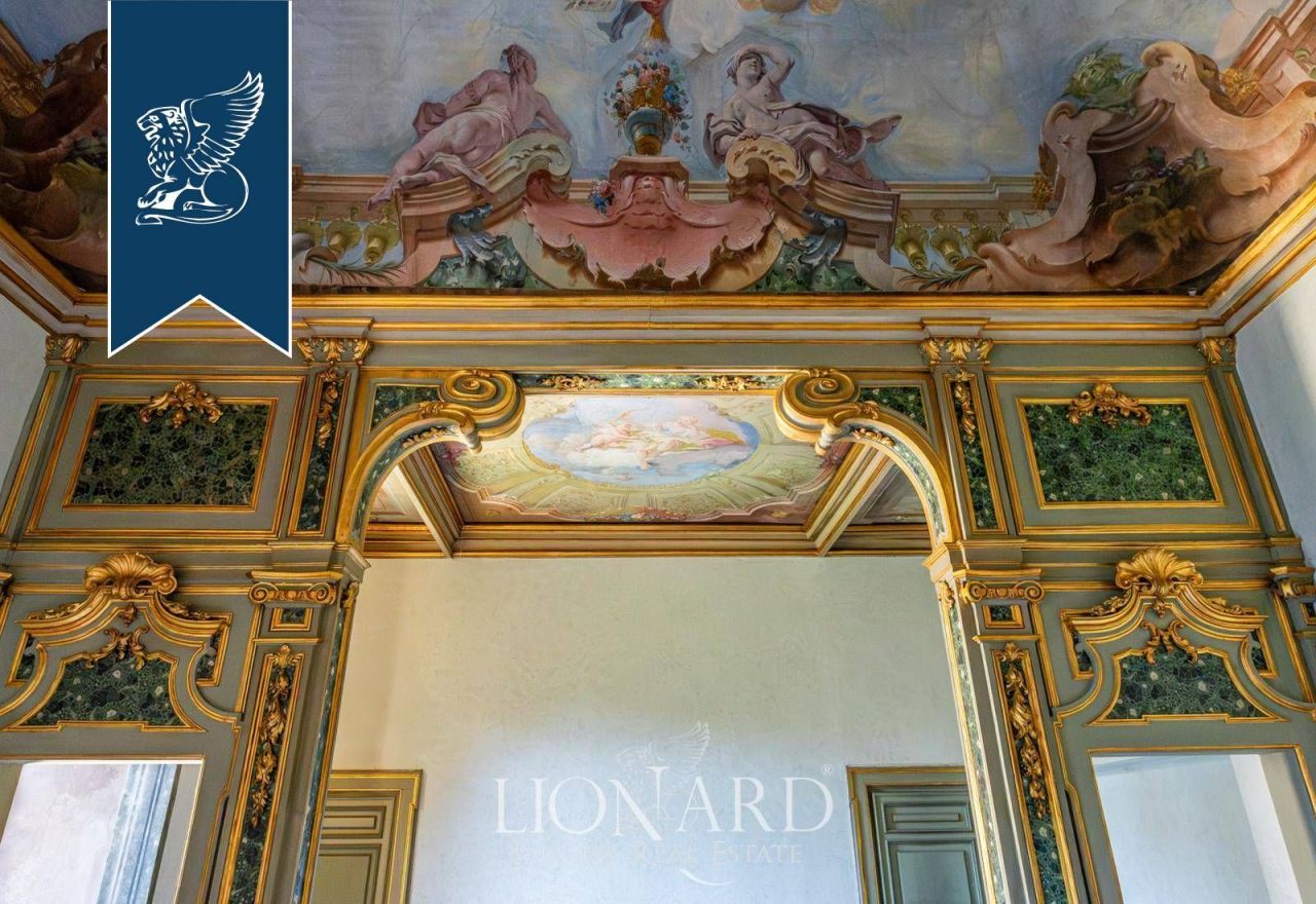 Apartment in Brescia, Italy, 625 m² - picture 15