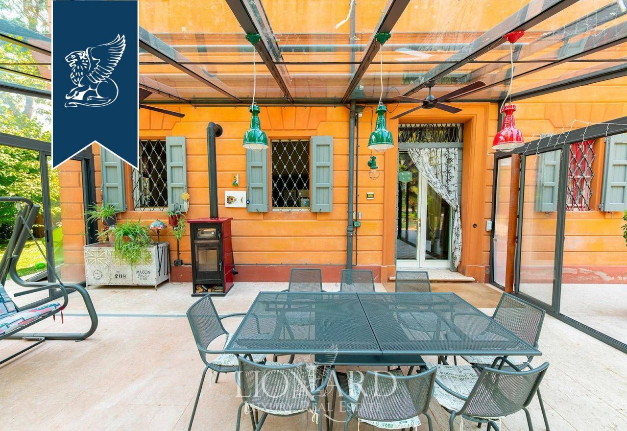 Villa en Módena, Italia, 6 000 m² - imagen 16