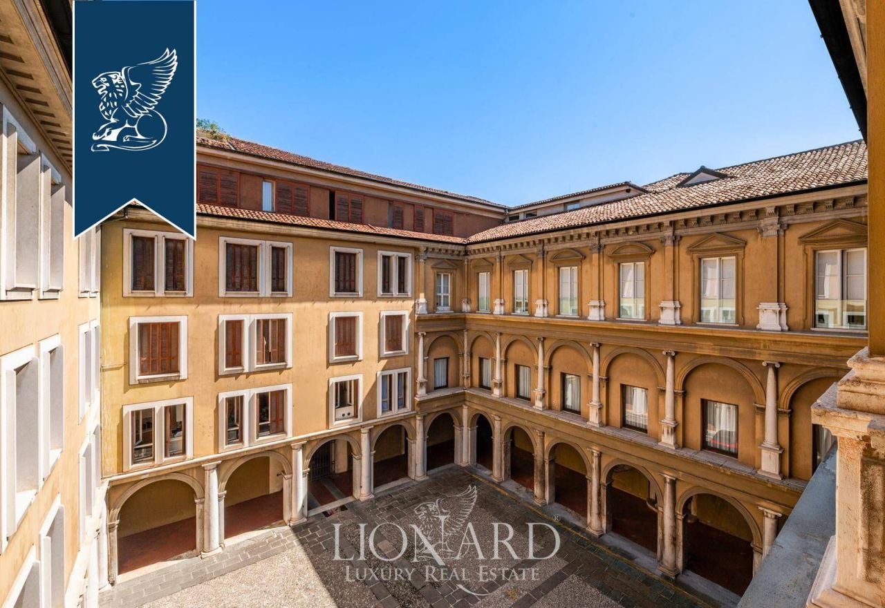 Apartment in Brescia, Italy, 625 m² - picture 19