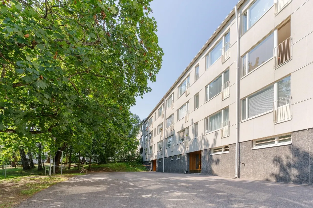 Flat in Helsinki, Finland, 32 m² - picture 1