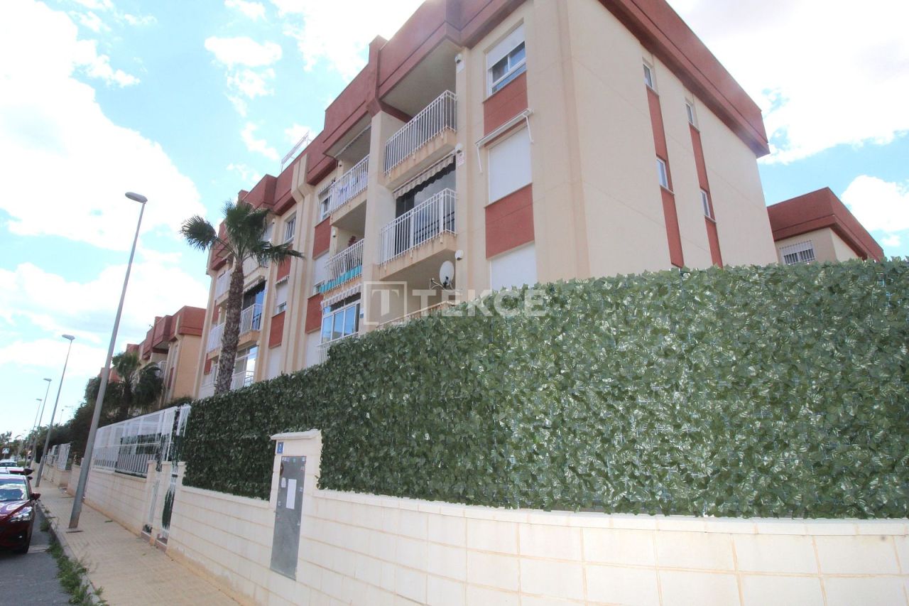 Appartement à Orihuela, Espagne, 126 m² - image 1