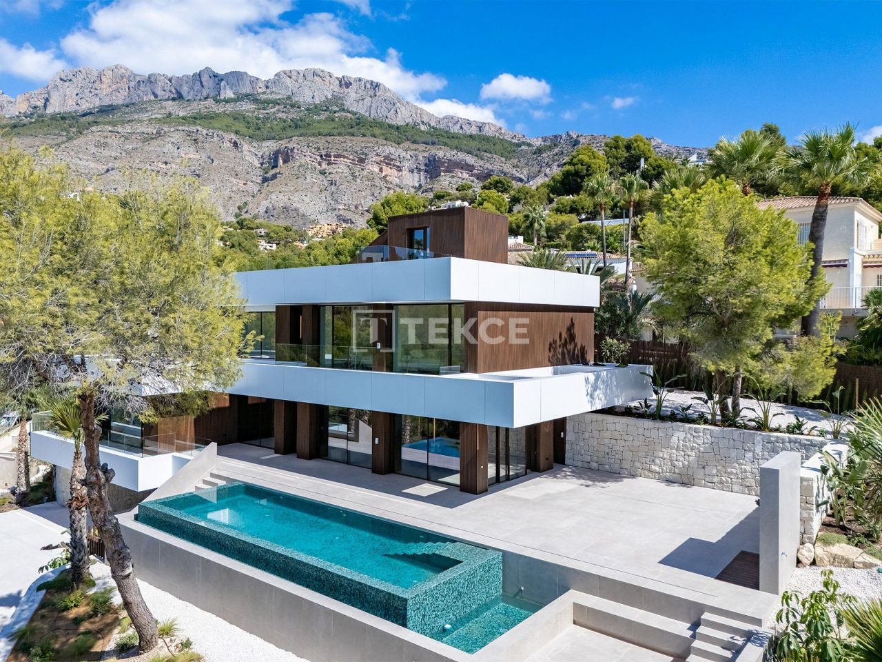 Villa à Altea, Espagne, 734 m² - image 2