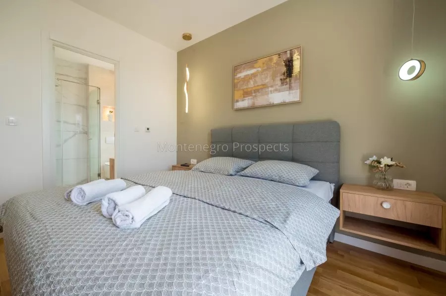 Villa en Tivat, Montenegro, 250 m² - imagen 13