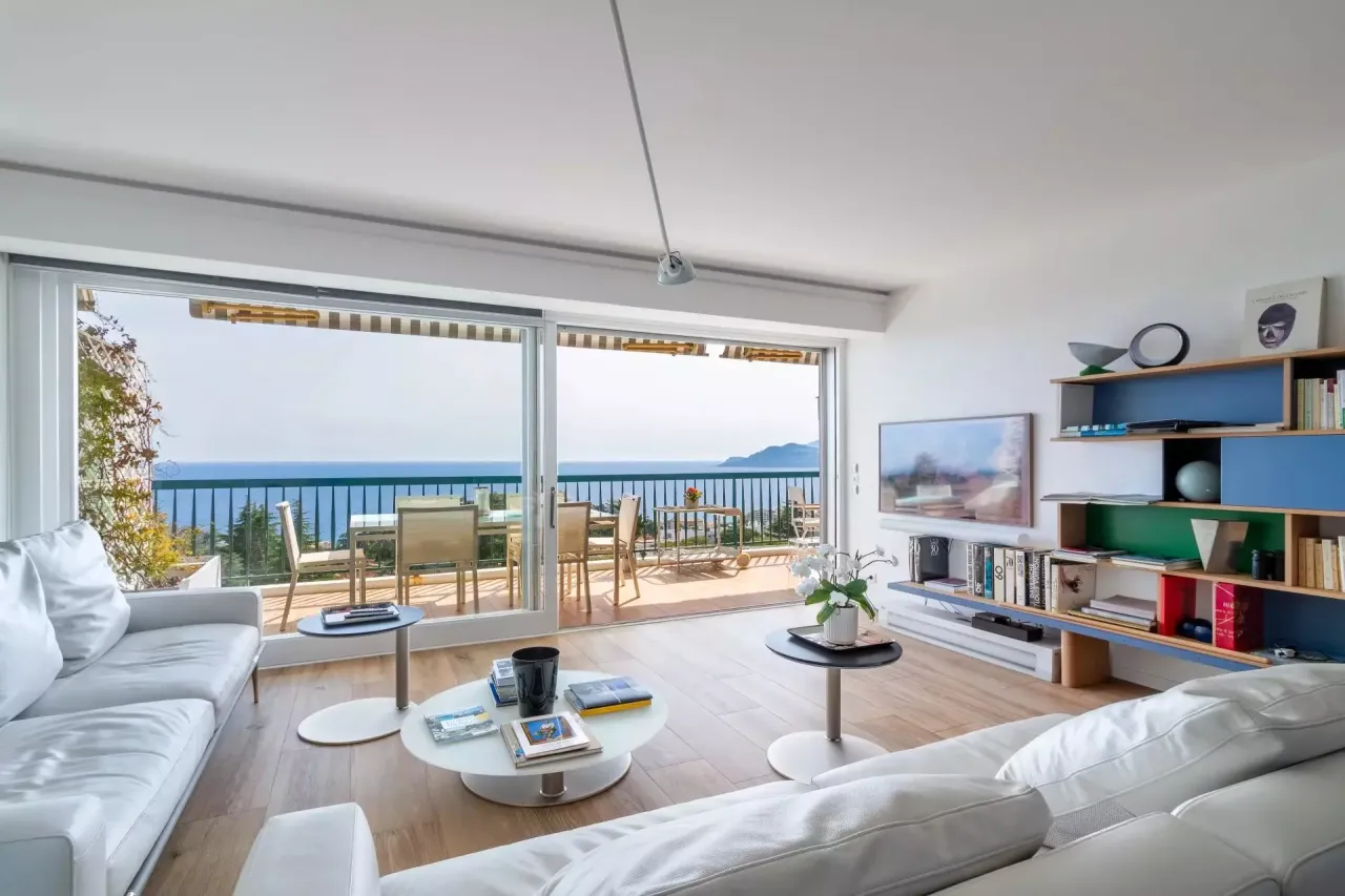Appartement à Cannes, France, 162 m² - image 1