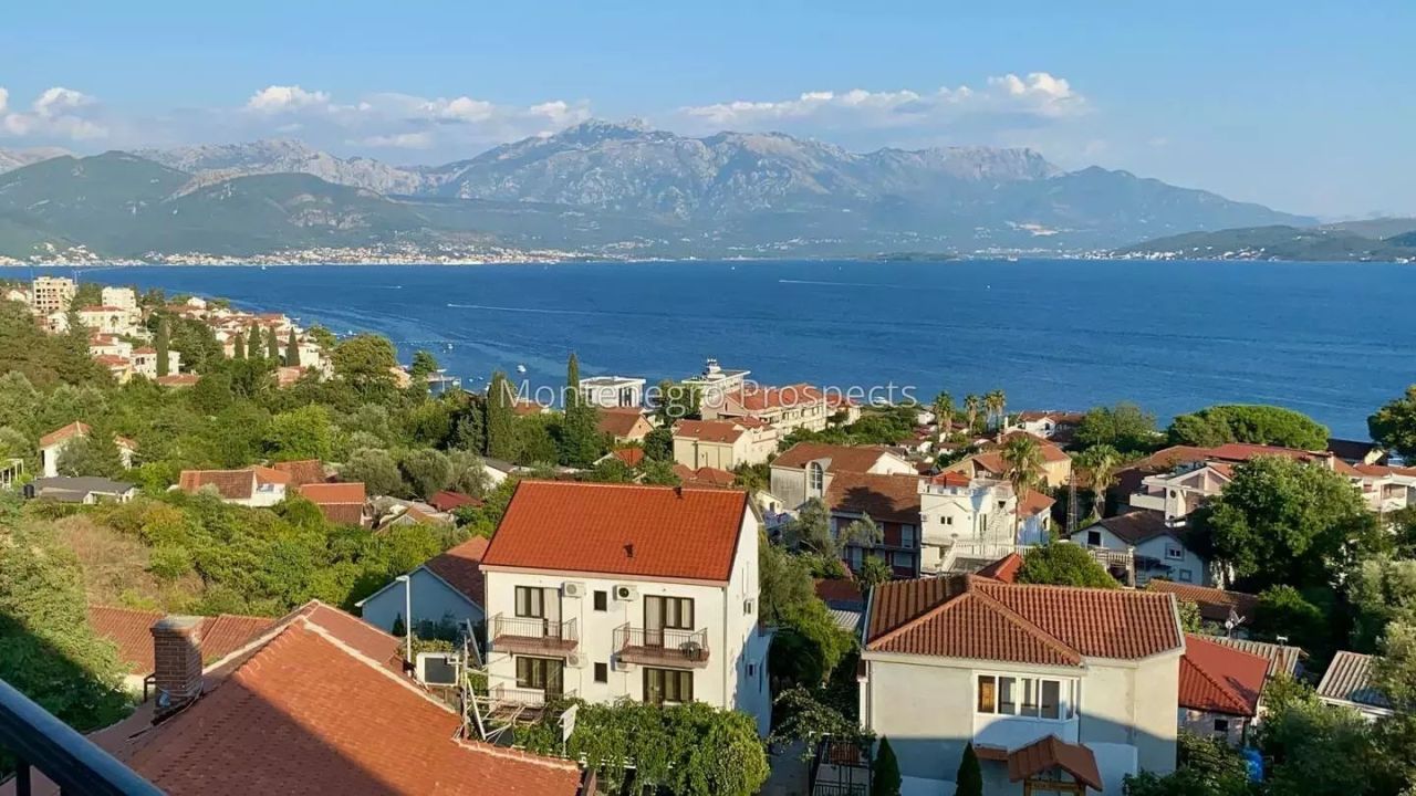 Flat in Denovici, Montenegro, 39 m² - picture 2