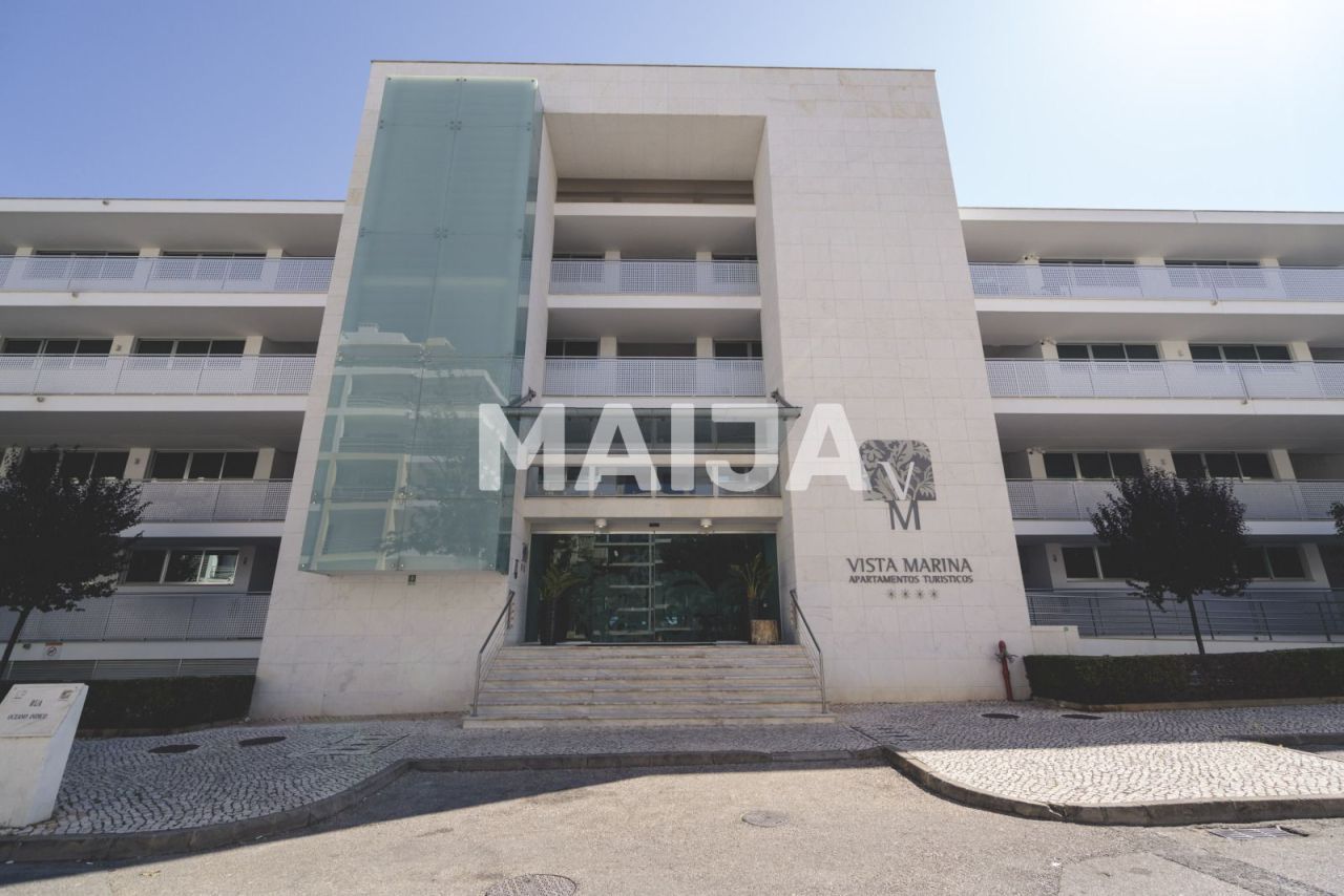 Apartment in Portimao, Portugal, 69.07 m² - picture 1