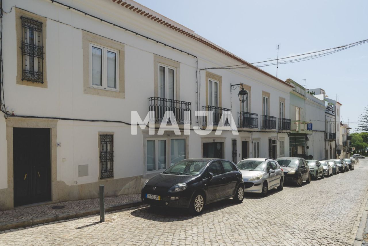 Haus in Portimão, Portugal, 570 m² - Foto 1