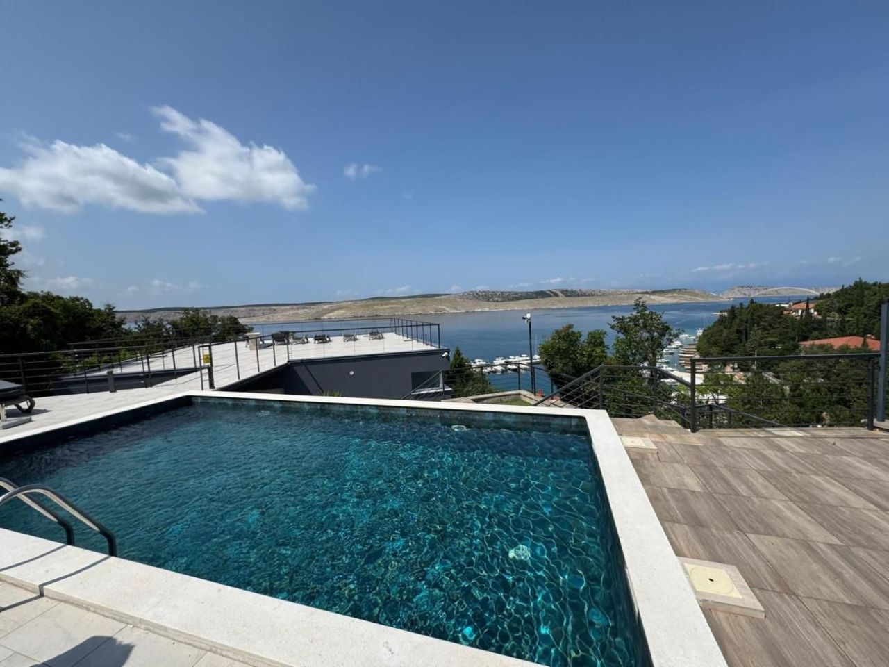 Villa Jadranovo, Croatia, 230 m² - picture 8