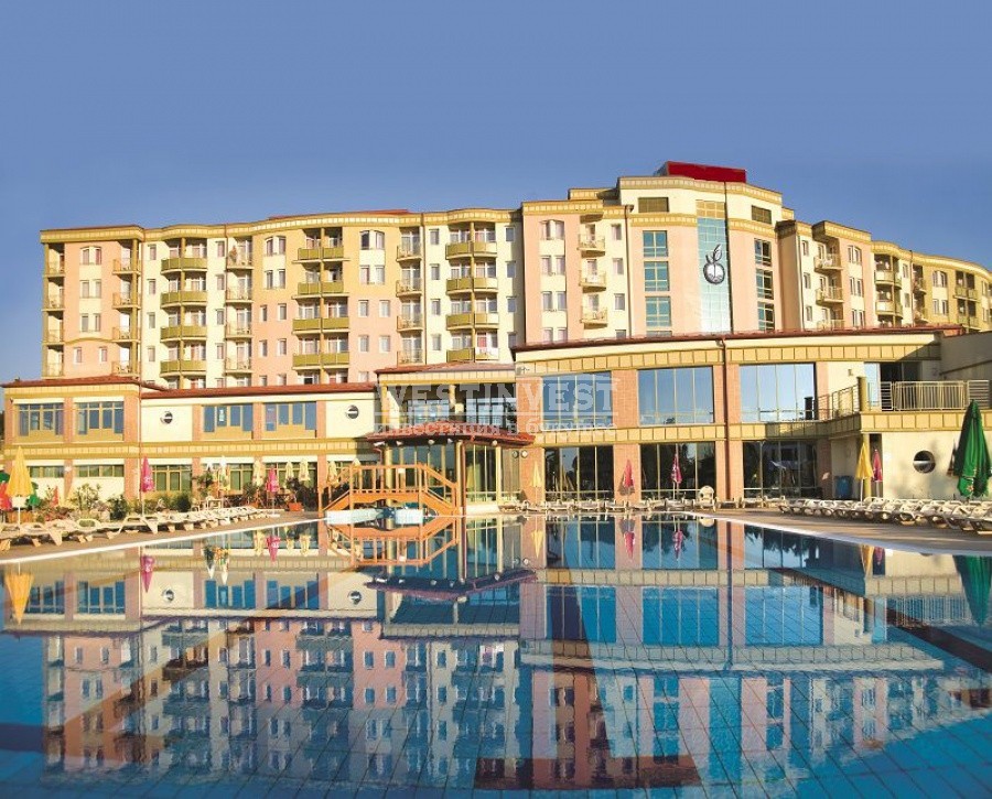 Hotel in Zalakaros, Hungary, 25 192 m² - picture 1
