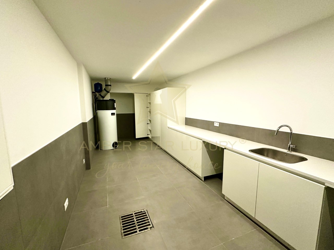 Villa en Matosinhos, Portugal, 279 m² - imagen 17