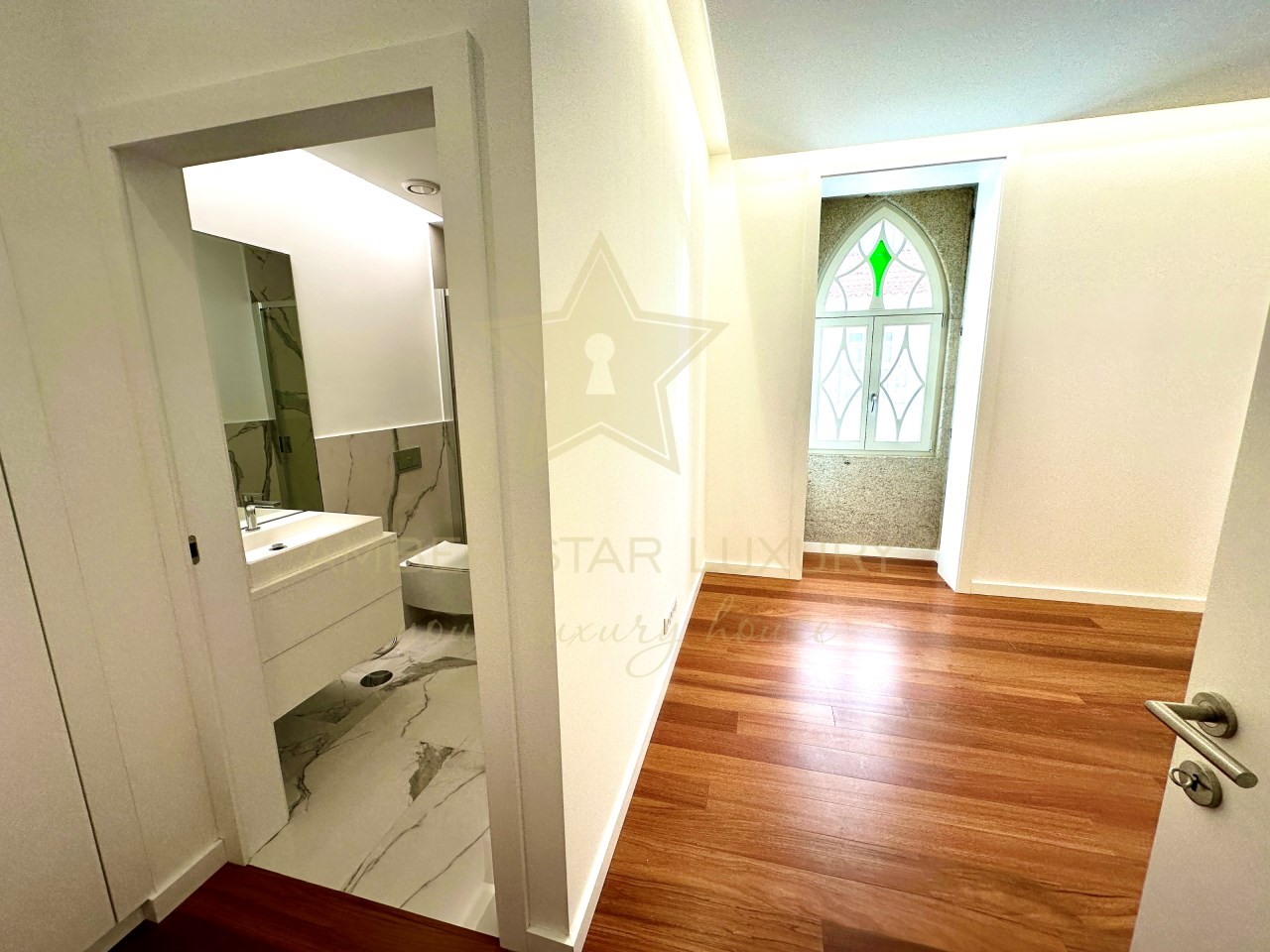 Villa en Matosinhos, Portugal, 279 m² - imagen 15