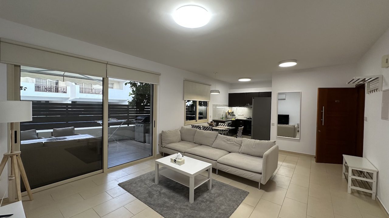 Piso en Pafos, Chipre, 65 m² - imagen 1