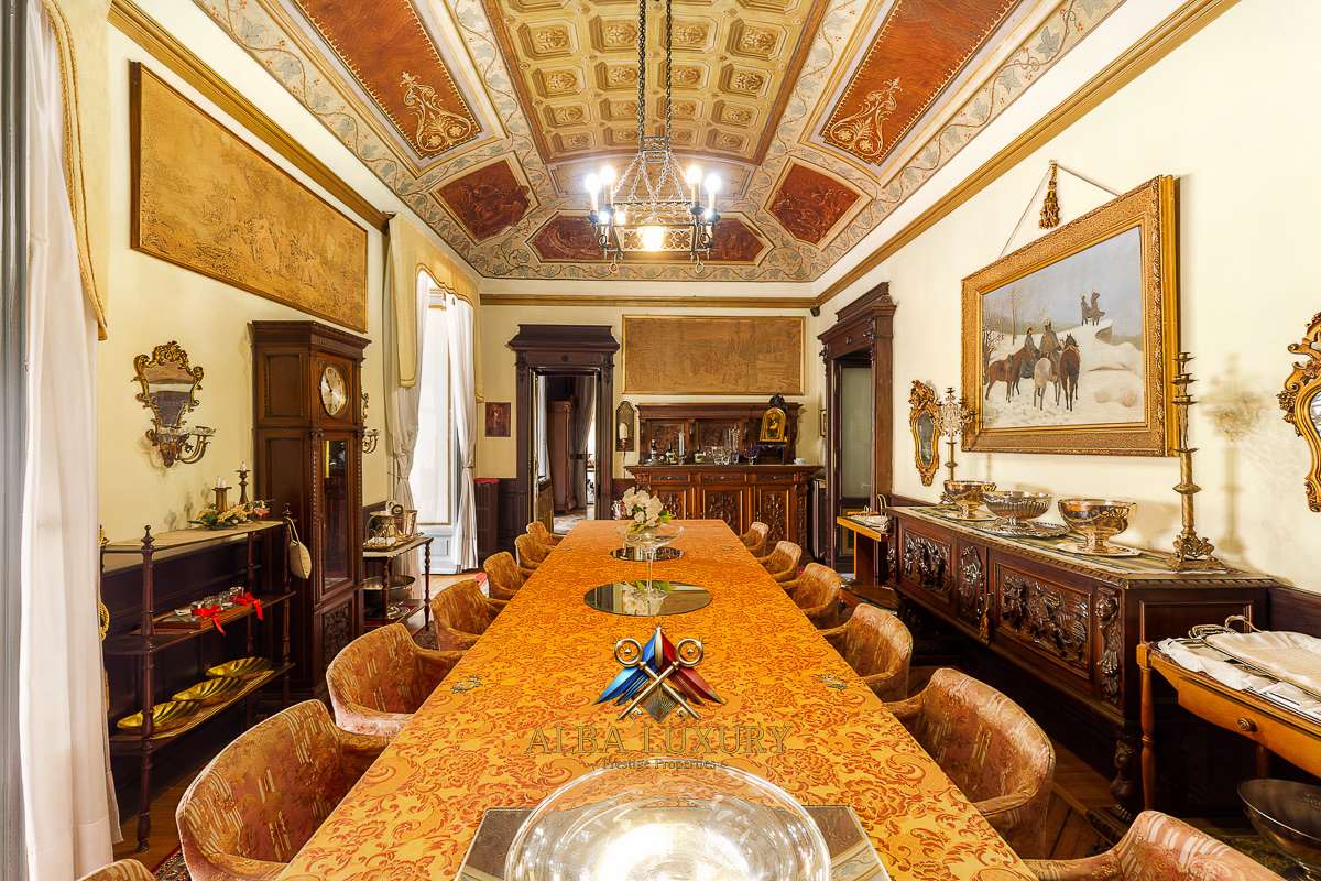 Apartment in Lesa, Italy, 1 900 m² - picture 7