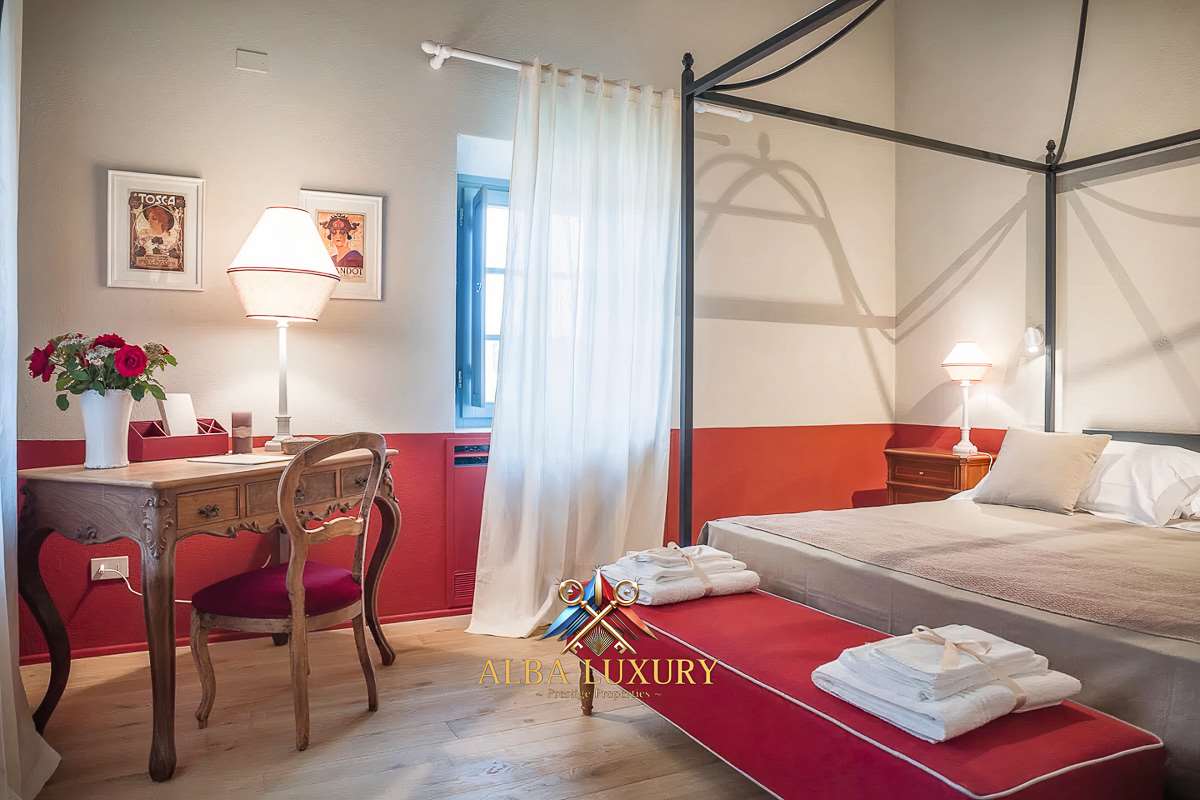 Villa in Pienza, Italy, 500 m² - picture 11