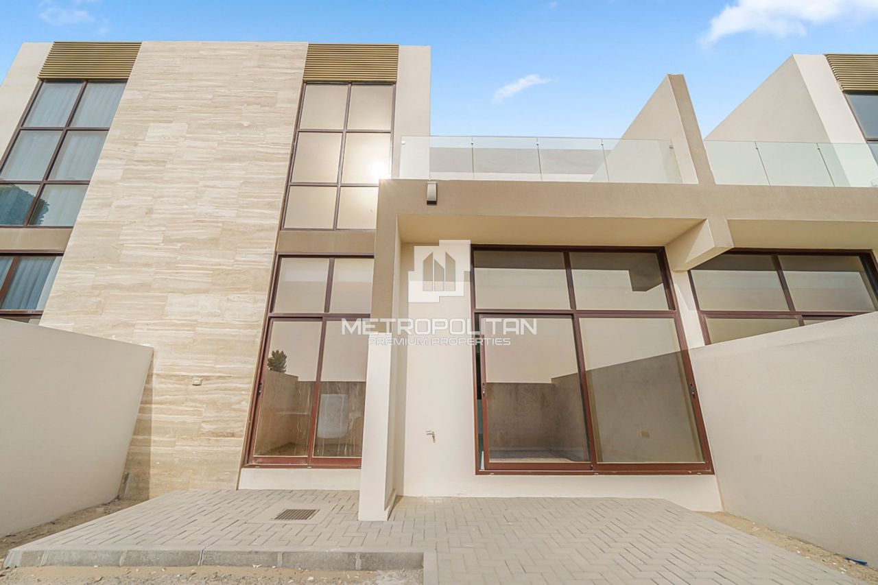 Townhouse a Dubai, EAU, 235 m² - foto 1