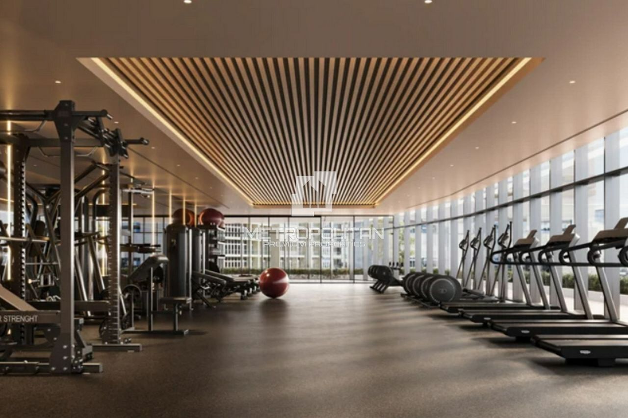 Apartment in Dubai, UAE, 90 m² - picture 11