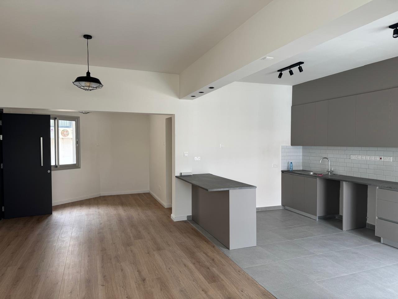 Apartment in Limassol, Cyprus - picture 1