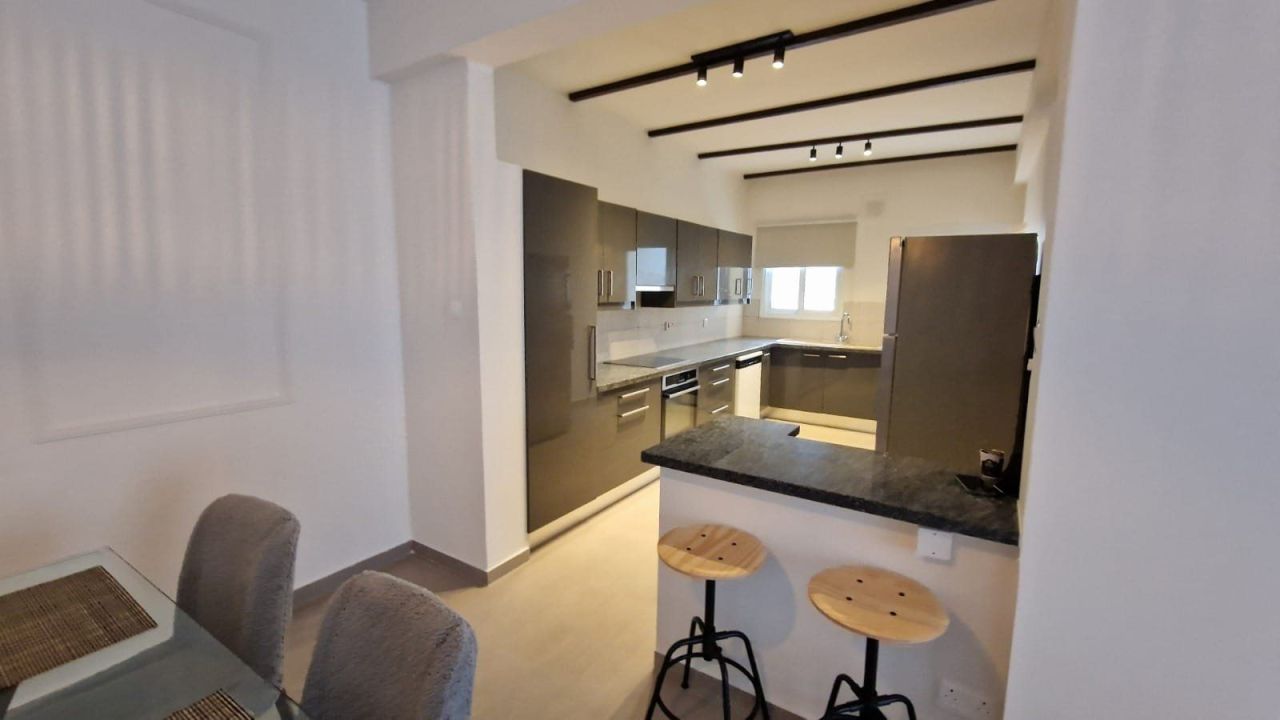 Apartment in Limassol, Cyprus - picture 1