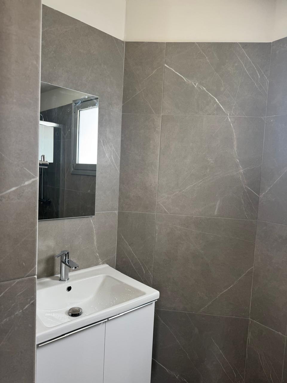 Apartment in Limassol, Cyprus - picture 4