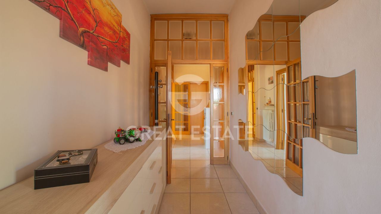 Villa en Castiglione del Lago, Italia, 279.05 m² - imagen 17