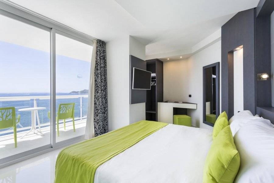 Hotel on Ibiza, Spain, 8 000 m² - picture 1