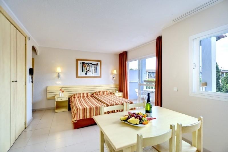 Hôtel sur Majorque, Espagne, 12 000 m² - image 1