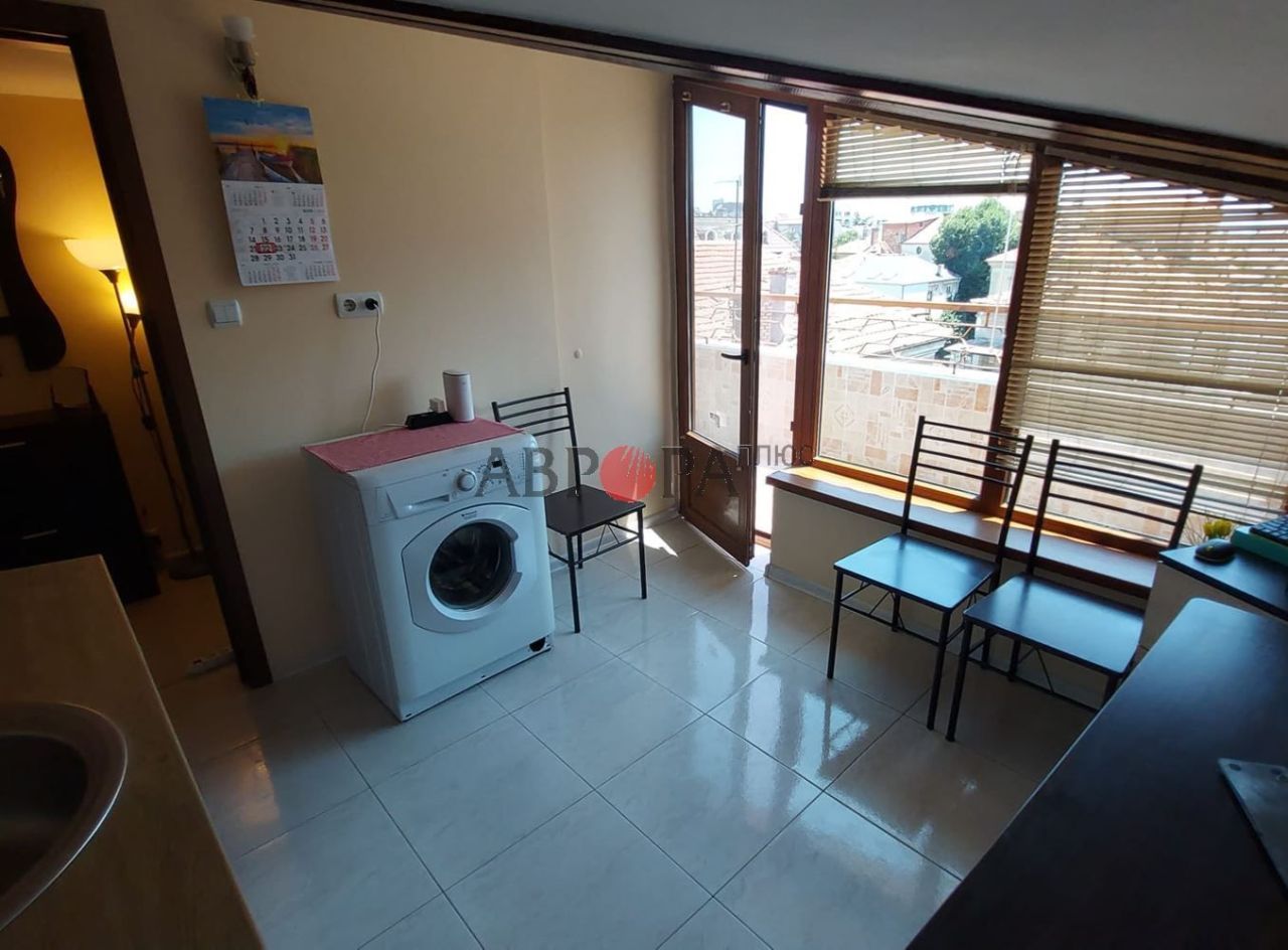 Piso en Burgas, Bulgaria, 61 m² - imagen 4