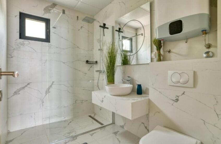 Flat in Blizikuce, Montenegro, 90 m² - picture 13