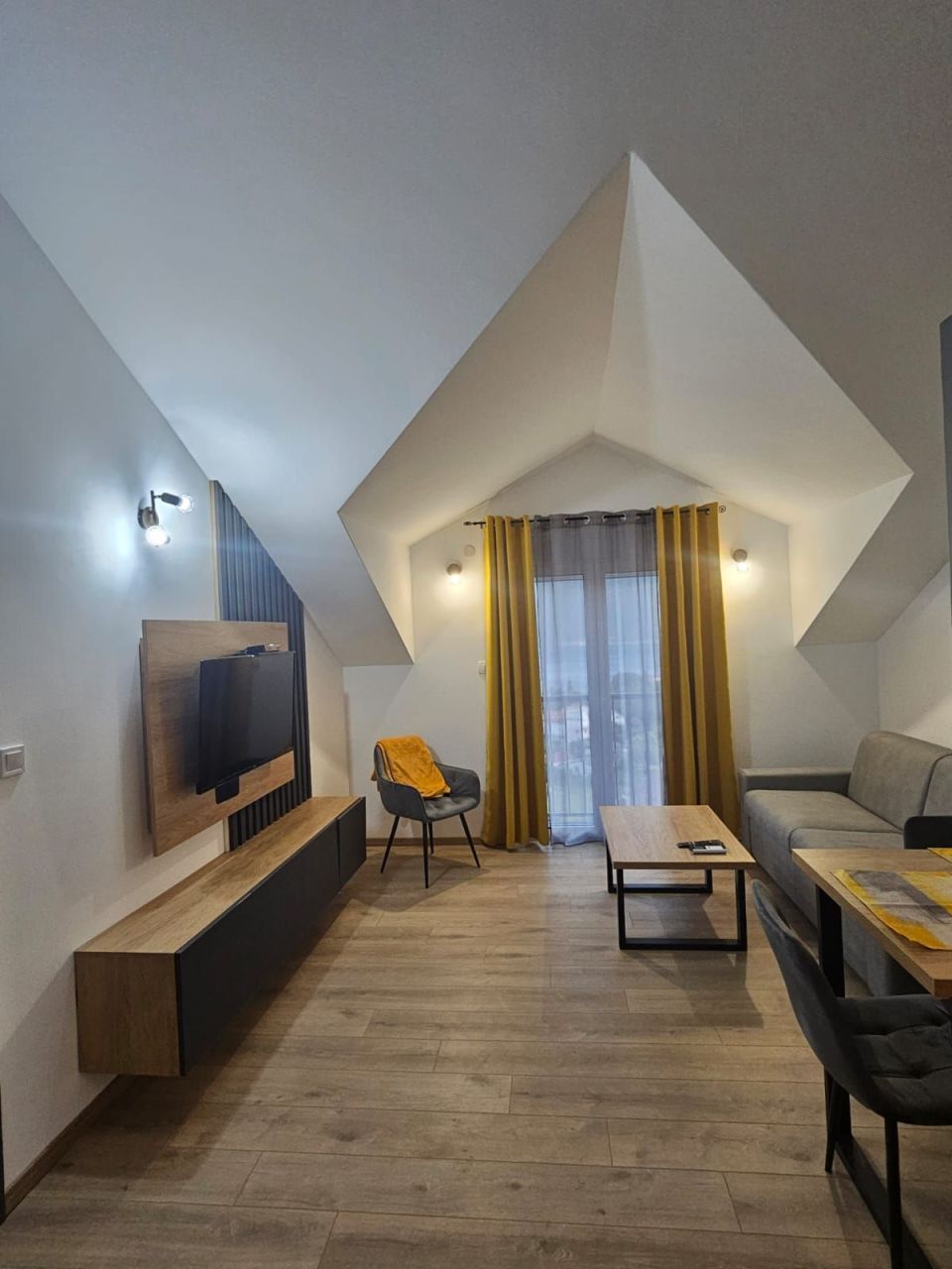Appartement à Tivat, Monténégro, 45 m² - image 1