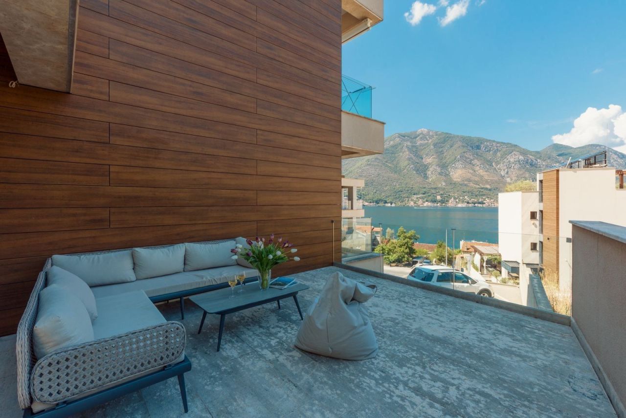 Apartment in Dobrota, Montenegro, 129 m² - picture 10