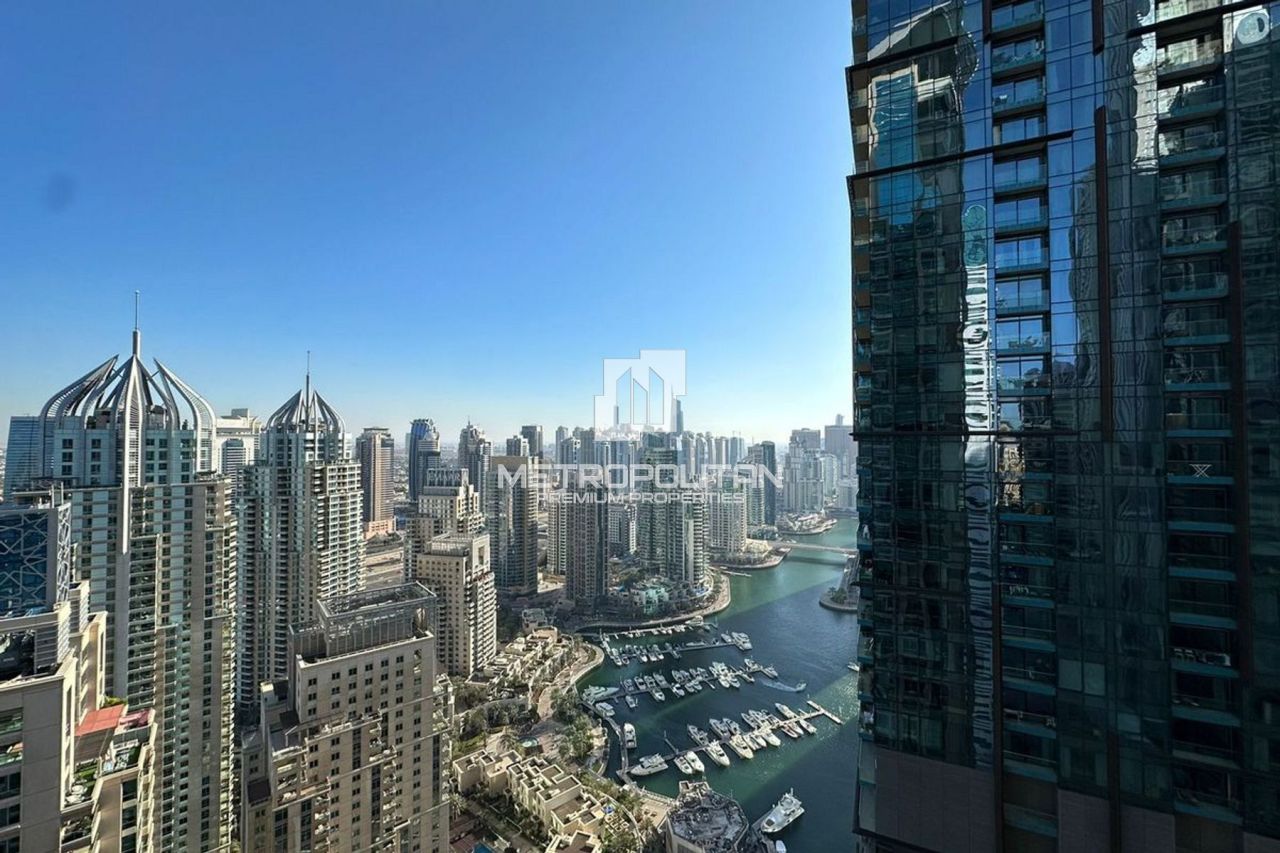 Apartamento en Dubái, EAU, 167 m² - imagen 1