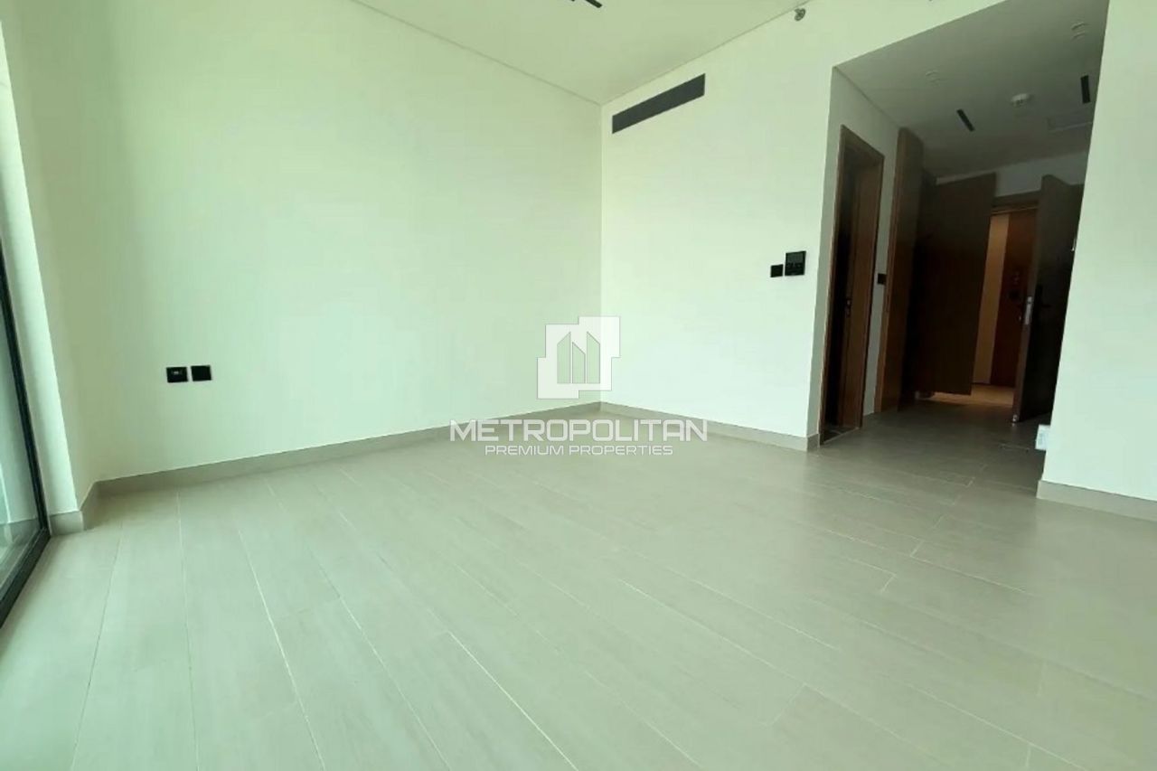 Apartment in Dubai, UAE, 31 m² - picture 1