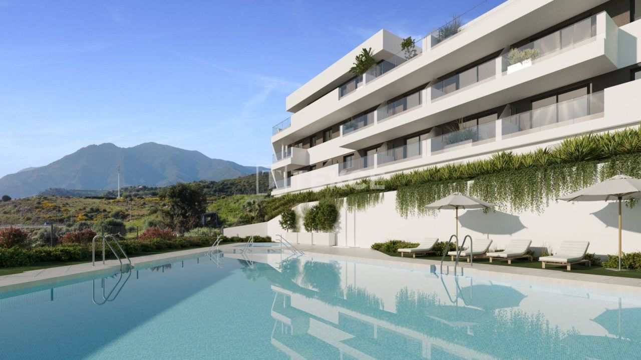 Apartment in Estepona, Spain, 117 m² - picture 1