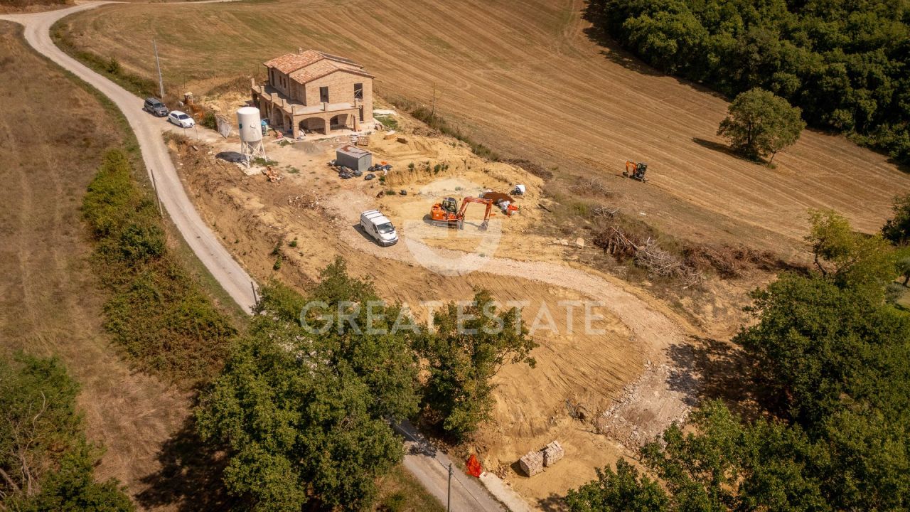 Casa en Castiglione del Lago, Italia, 280.05 m² - imagen 6