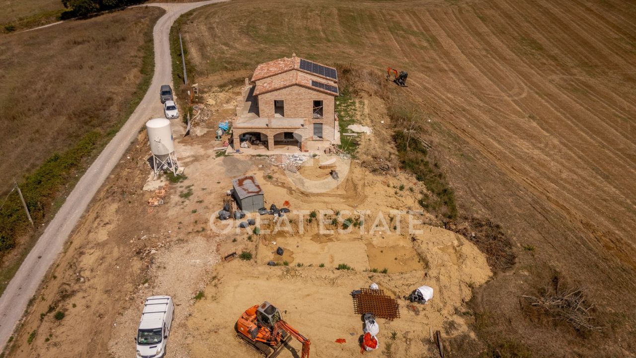 Casa en Castiglione del Lago, Italia, 280.05 m² - imagen 8