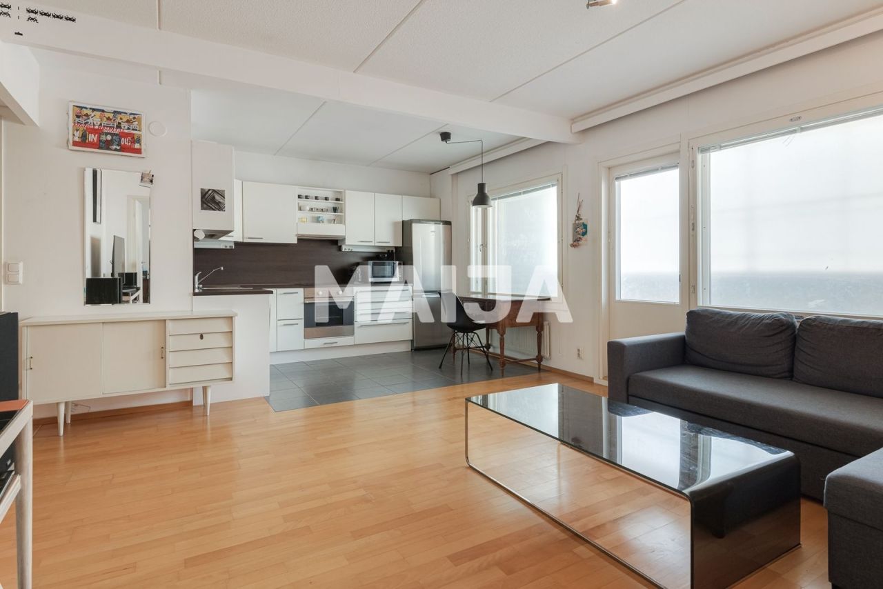 Apartment in Helsinki, Finland, 55 m² - picture 3