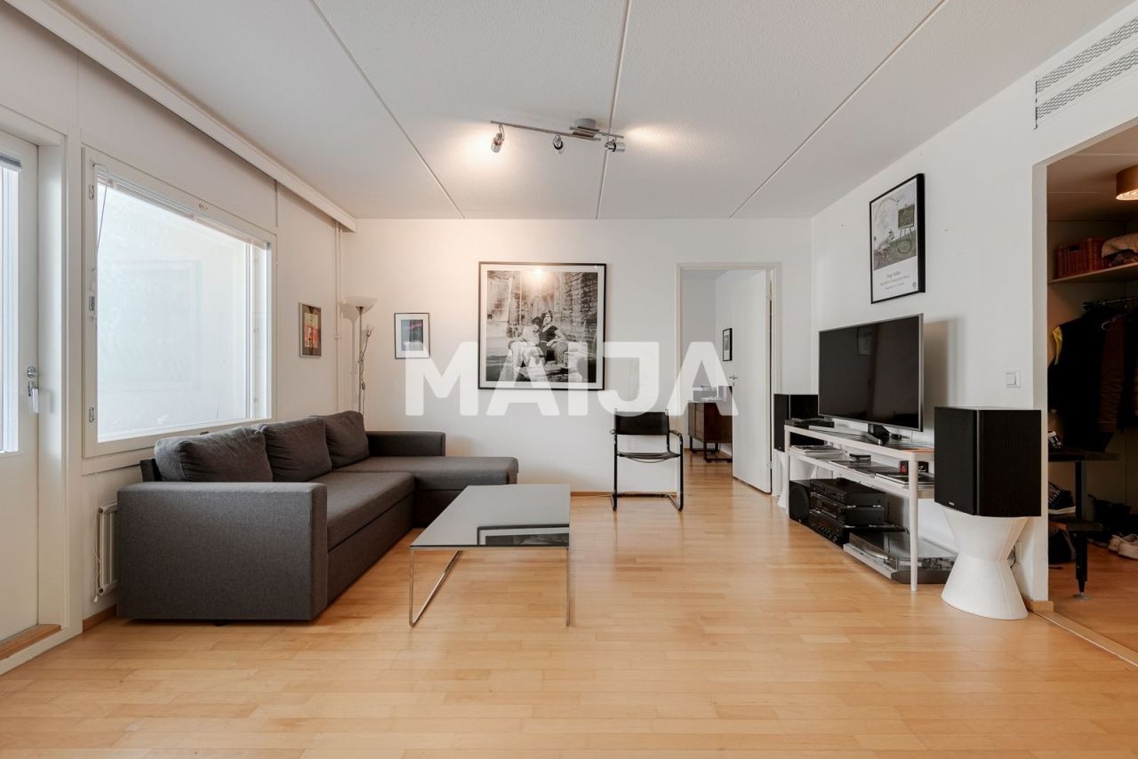 Apartment in Helsinki, Finland, 55 m² - picture 4