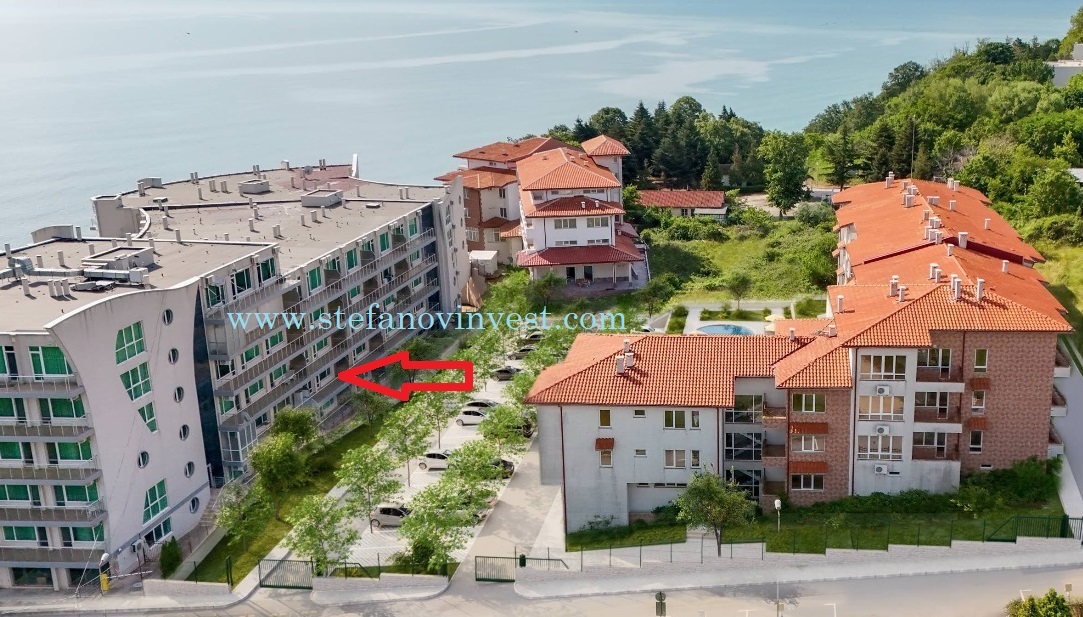 Apartment in Byala, Bulgaria, 107 m² - picture 1