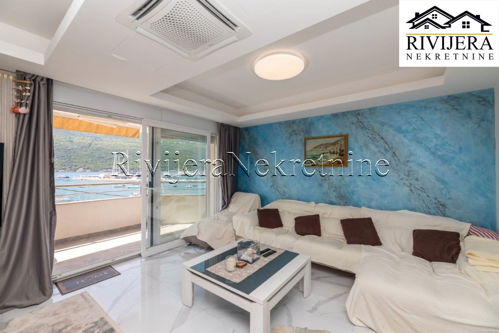 Piso en Herceg-Novi, Montenegro, 122 m² - imagen 4