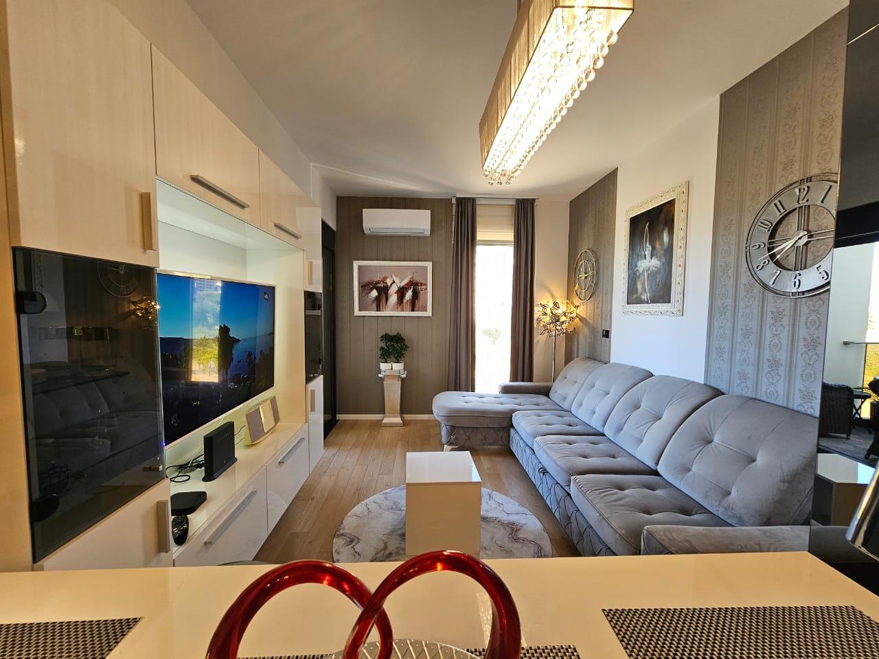 Piso en el Bar, Montenegro, 40 m² - imagen 1