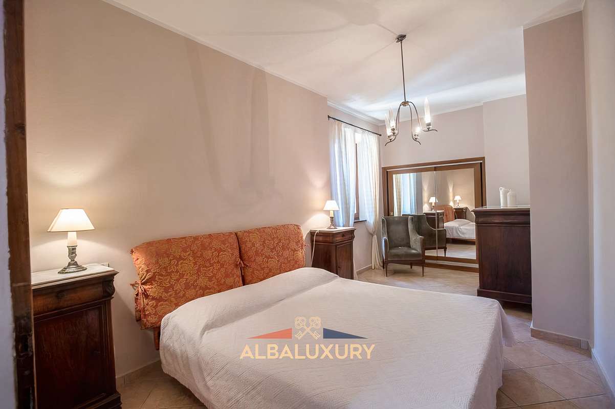 Villa in Montepulciano, Italy, 700 m² - picture 12