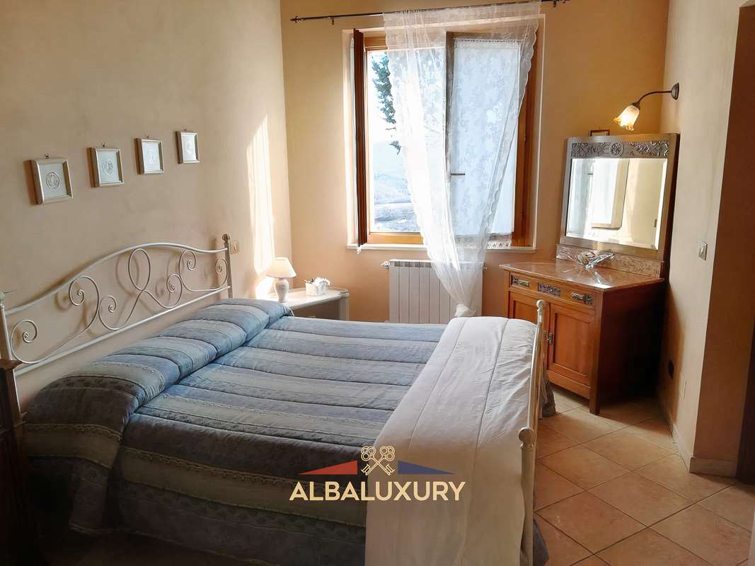 Villa in Montepulciano, Italy, 700 m² - picture 13