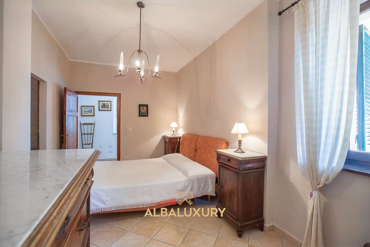 Villa in Montepulciano, Italy, 700 m² - picture 14