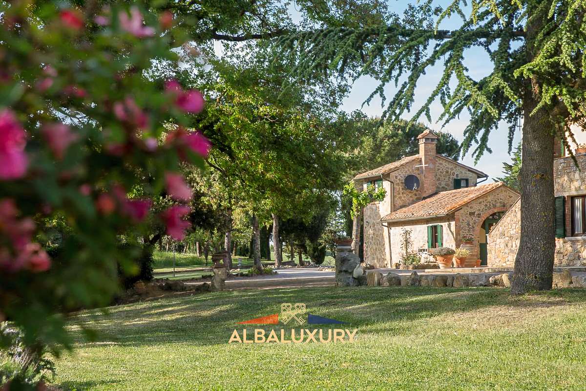 Villa in Montepulciano, Italy, 700 m² - picture 19