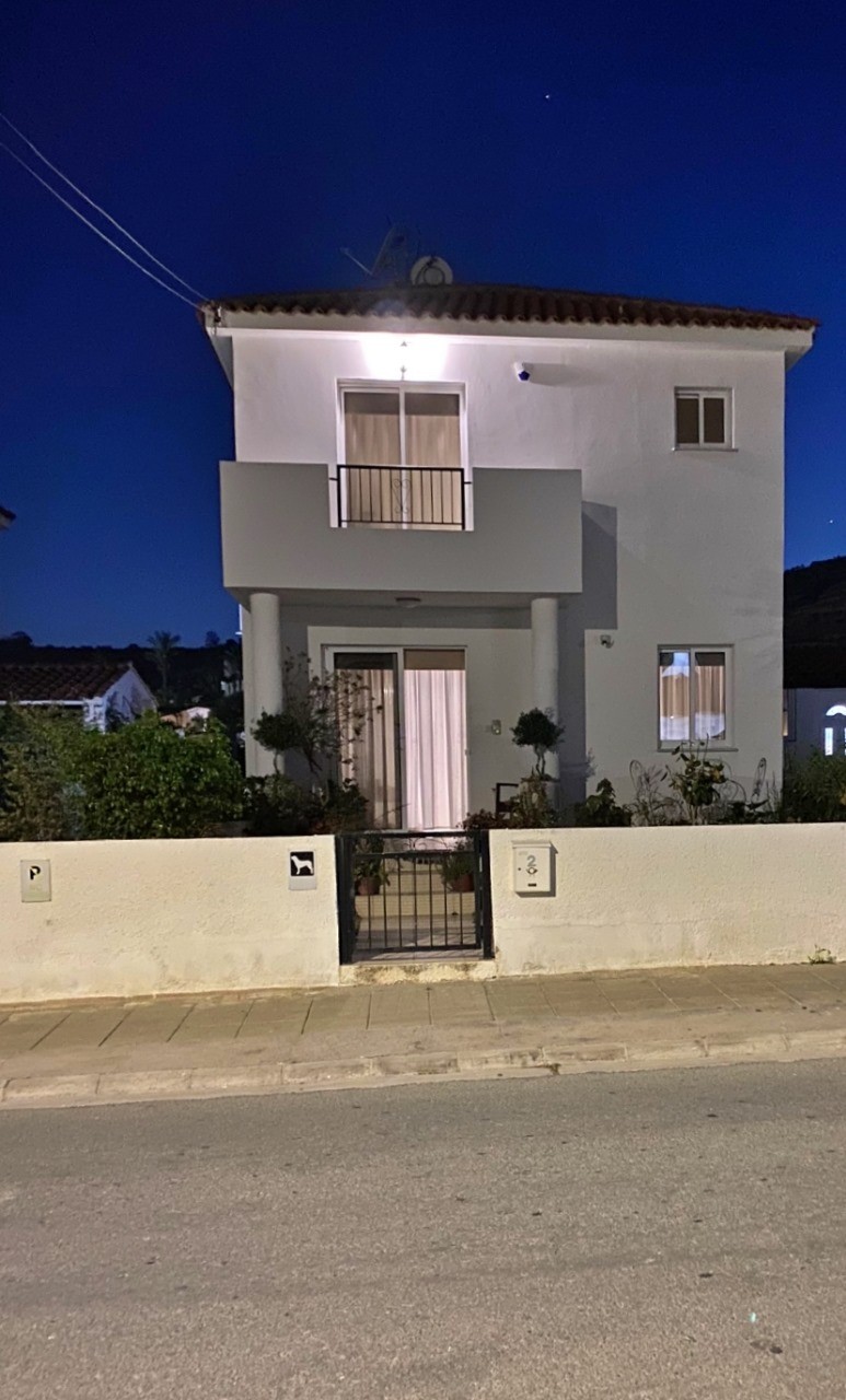 Villa in Larnaca, Cyprus, 130 m² - picture 1