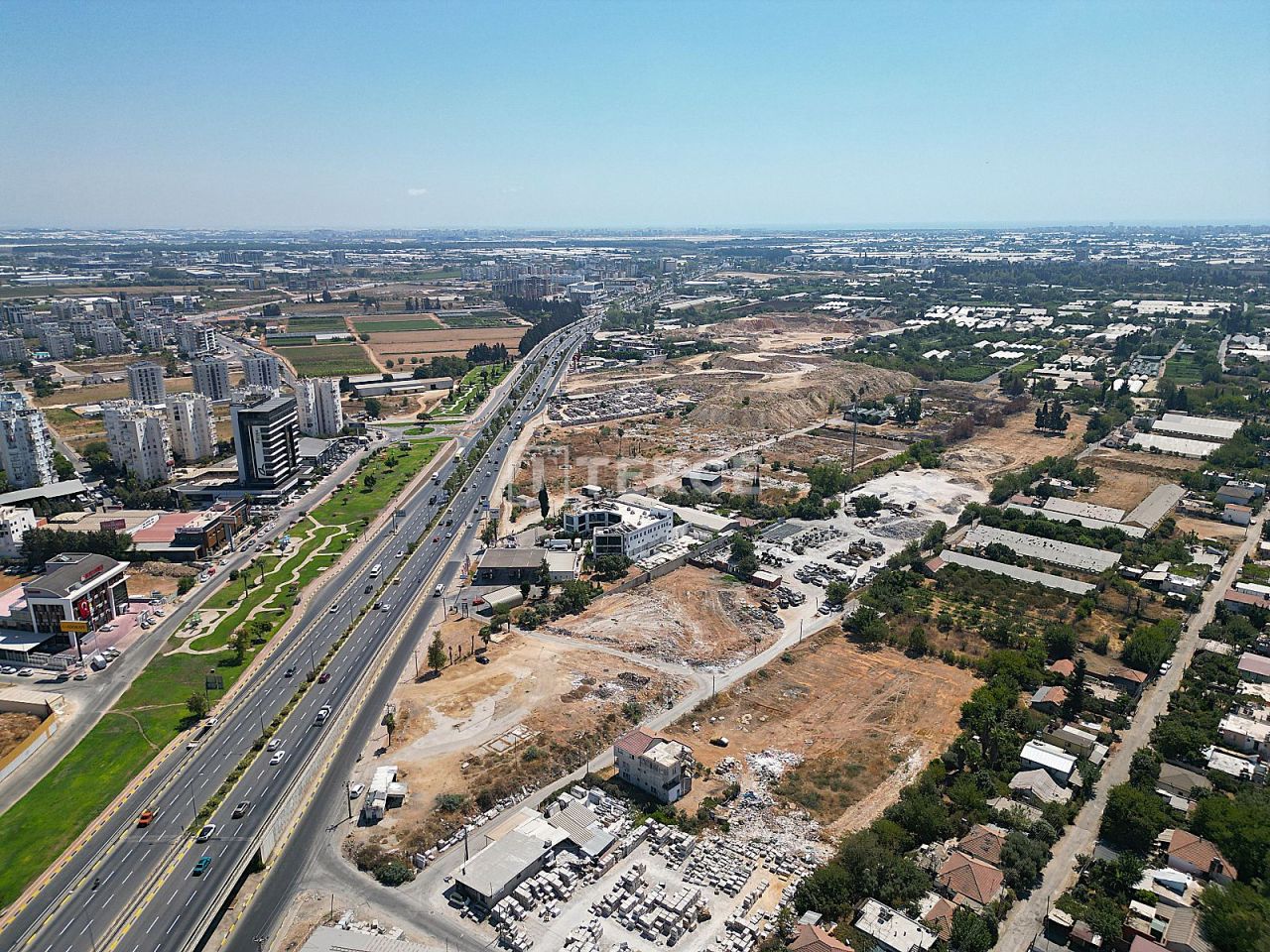 Grundstück in Antalya, Türkei, 7 313 m² - Foto 1