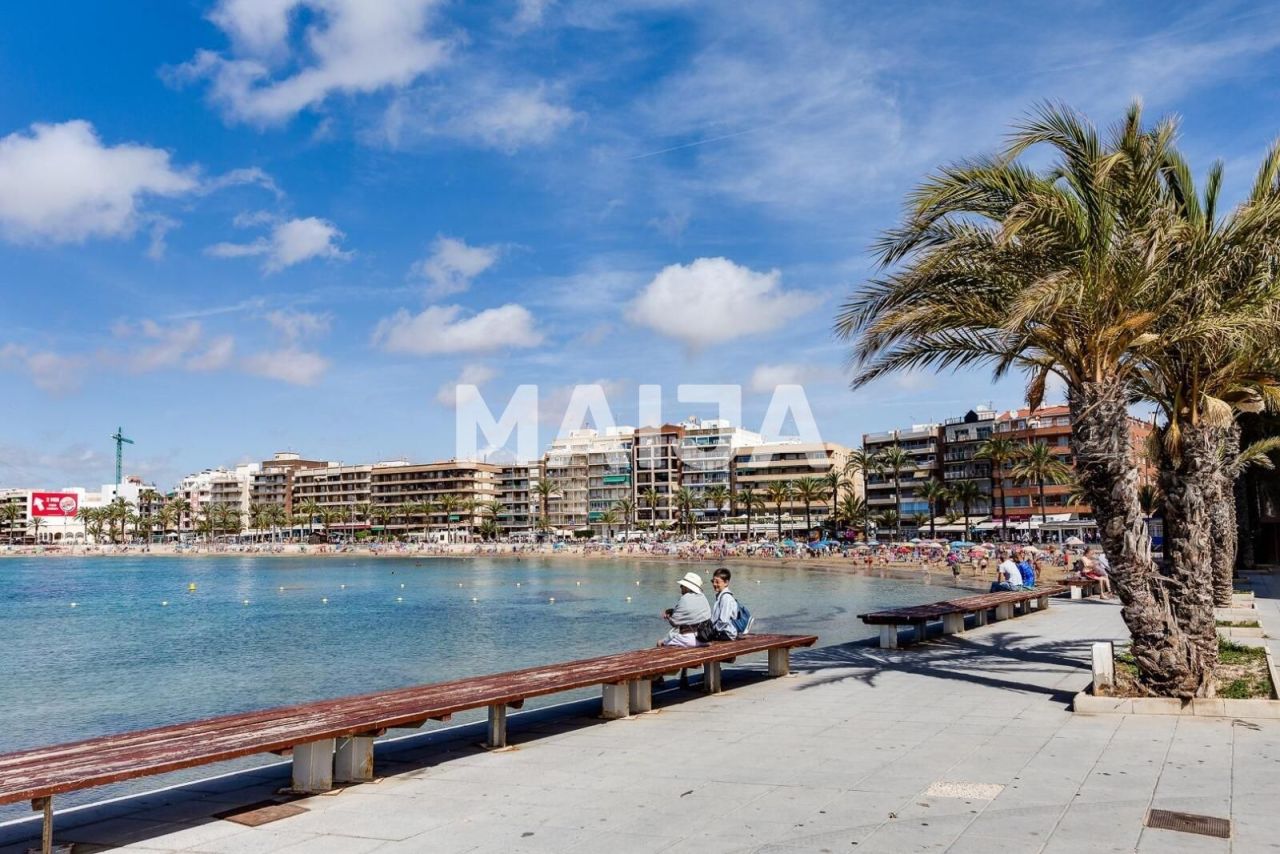 Appartement à Torrevieja, Espagne, 80 m² - image 1